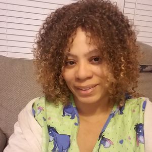 Meet your Posher, Alicia